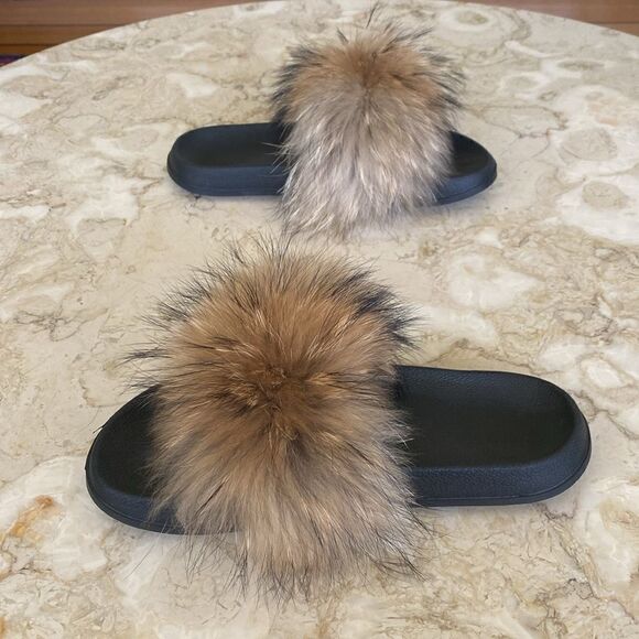 NEW! Genuine Raccoon Fur Fluffy Slide Sandals - Picture 6 of 9